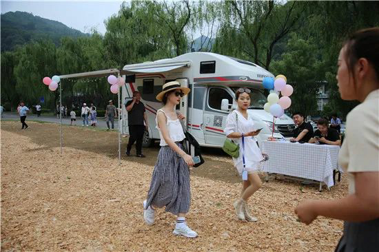 2020•洛阳龙潭大峡谷景区首届房车音乐狂欢节火热开幕丨共享夏日狂欢盛宴！
