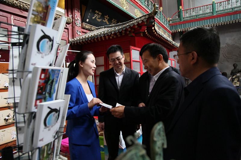 大美中国行安阳旅游推介会暨“把美丽安阳寄出去”明信片发行活动走进天津