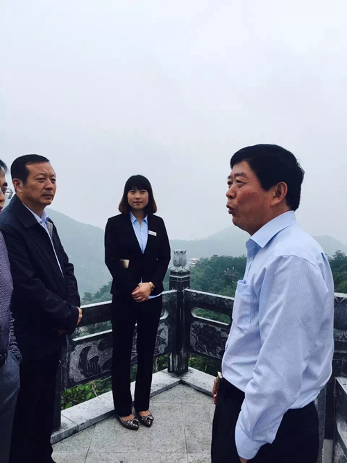 南阳市旅游局局长党长双莅临七峰山生态旅游区视察工作