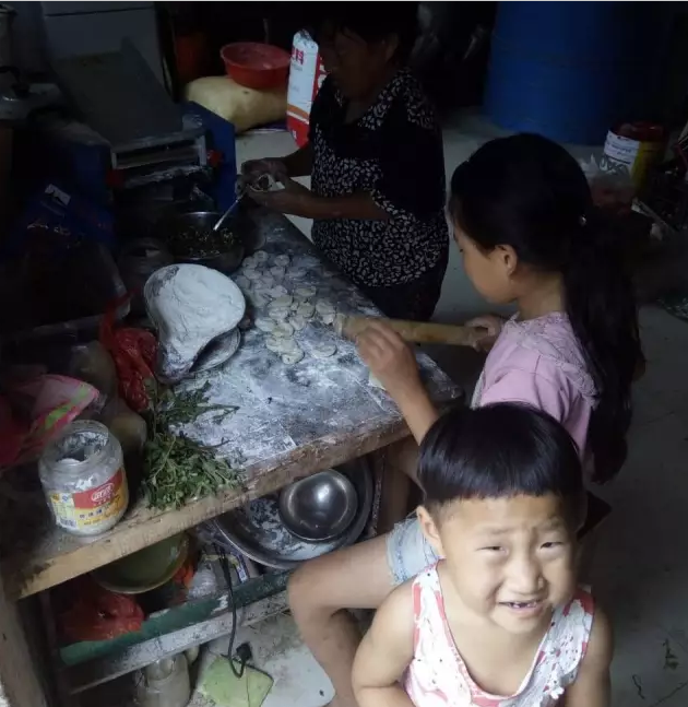 爱心行动进行中，帮扶贫困瓜农！