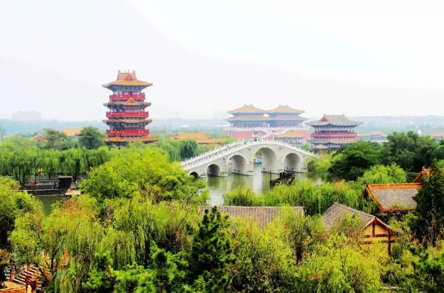清明上河园 如何面对迪士尼的到来
