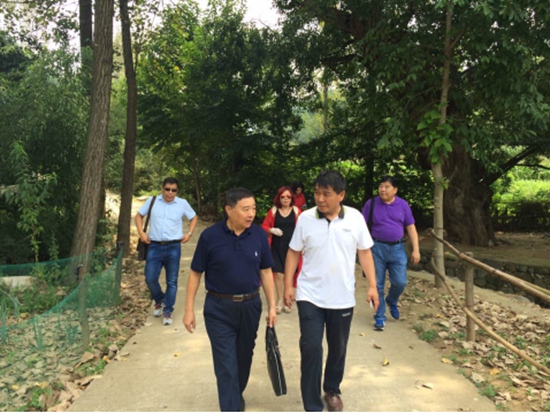 河南康辉国旅爱心帮扶天桥沟 助力旅游扶贫！