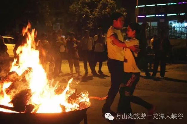 2016“低碳环保公益行”龙潭大峡谷-荆紫仙山自行车骑行赛圆满成功
