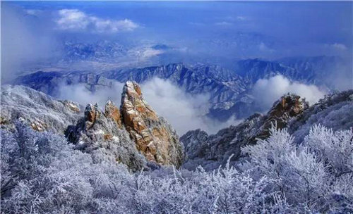 老君山雪景 一种令人无法忘怀的画面！