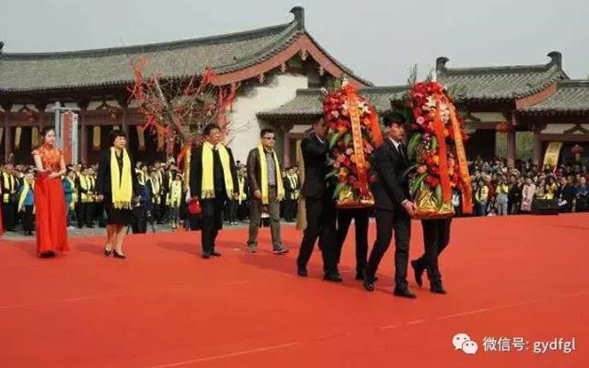 缅怀诗圣 杜甫故里免门票邀您游