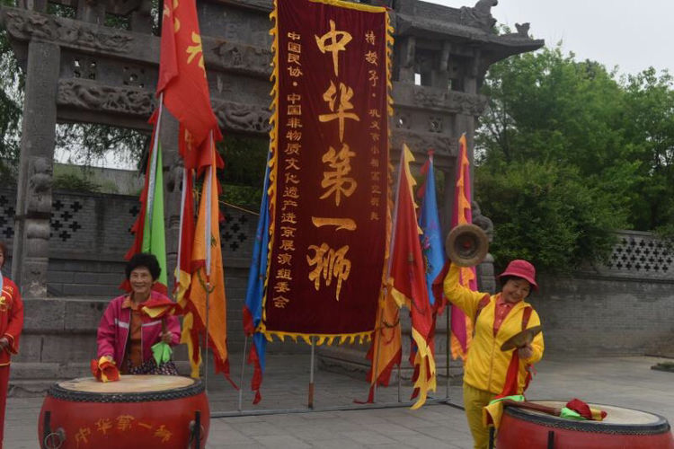 巩义市首次迎来旅游专列 巩义市首次迎来旅游专列