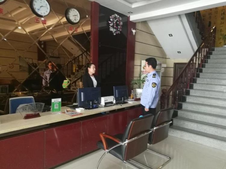 巩义市首次迎来旅游专列 巩义市首次迎来旅游专列