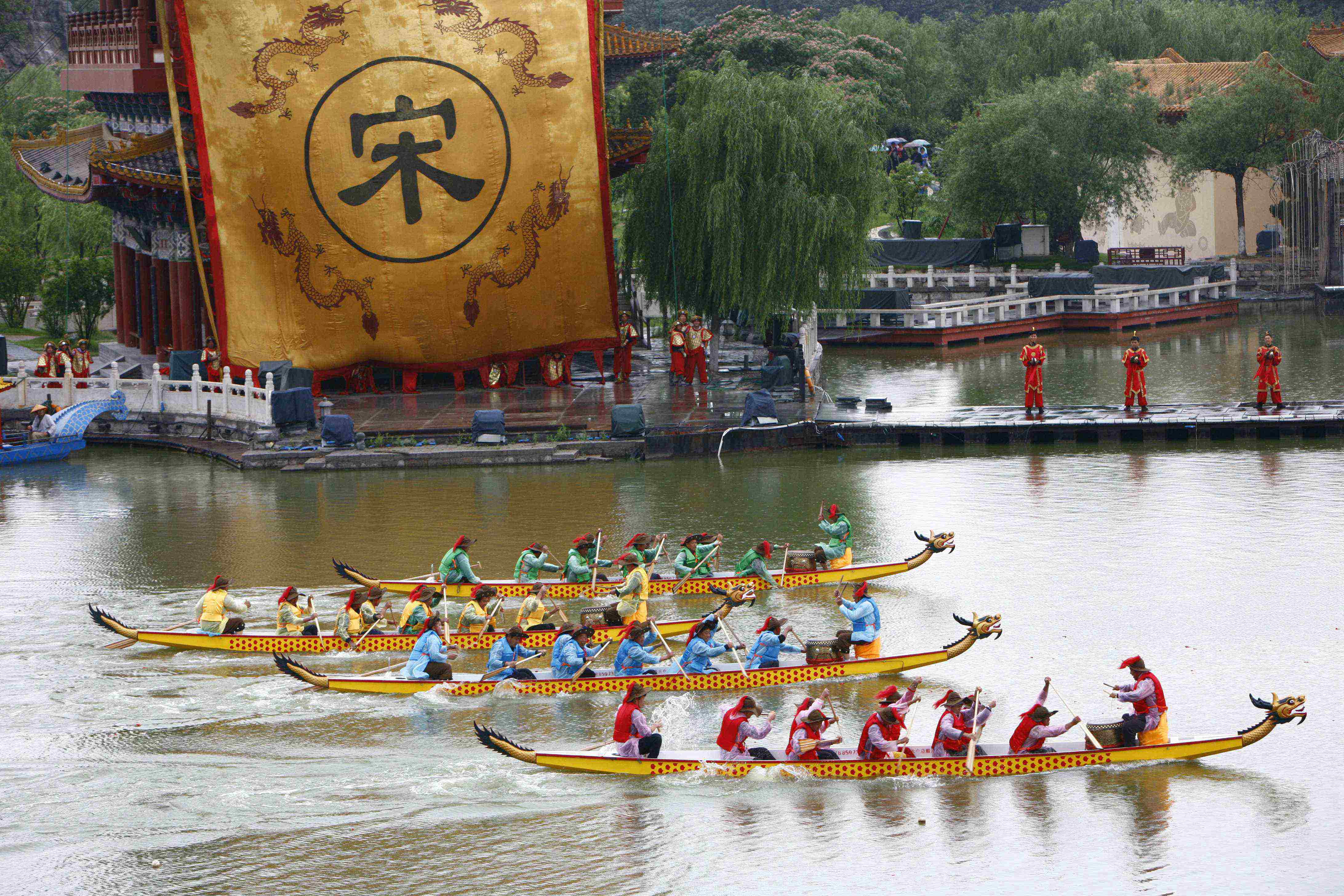 粽子甜咸之争，约战开封清明上河园！