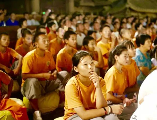 “两岸一家亲 共赴禅宗情”关爱失亲儿童慈善活动暖人心