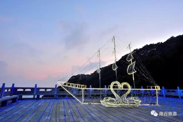 南召五朵山：最美观景台，夜游才是正确的打开方式