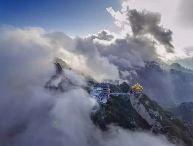 好人好事层出不穷，用实际行动成就游客完美旅程