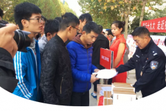 龙子湖公安分局精心组织开展“践行十九大，民警听民声”进高校主题活动