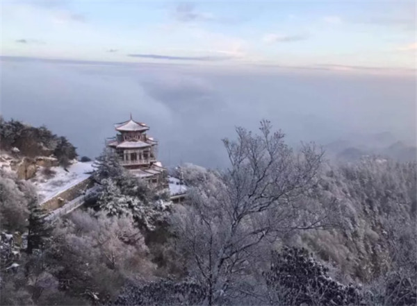 奔走相告！洛阳白云山滑雪场12月16日盛大开业，约个美女来撒欢儿吧！