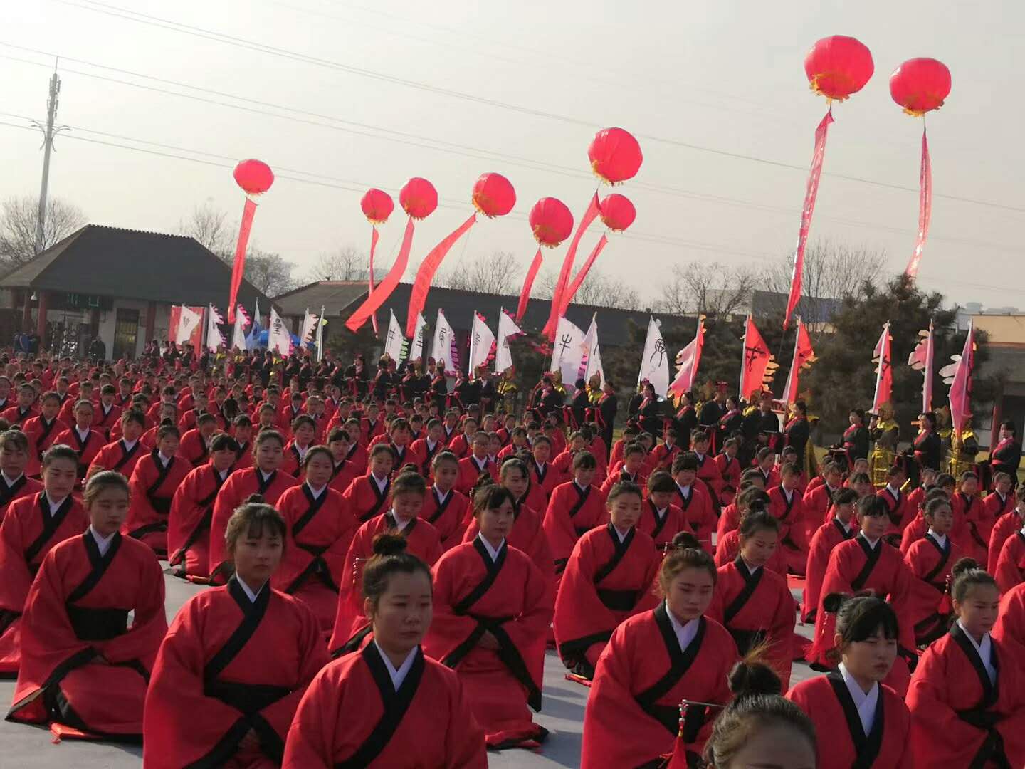 弘扬民族文化，传承殷商文化 中国·安阳首届大型成人礼今日举行