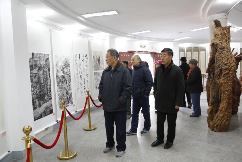中国翰园碑林举办翰园书画院与长垣文化馆迎新年书画联展