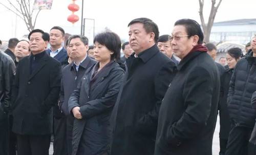 巩义市委书记袁三军、市长孙淑芳亲率观摩团莅临偃月古城