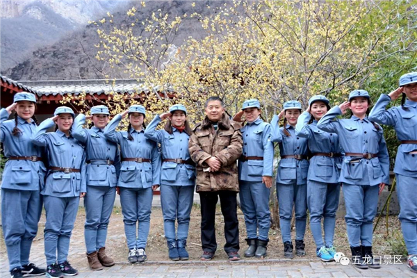 时代造就的特殊记忆 五龙口景区“文工团”上演芳华 时代造就的特殊记忆 五龙口景区“文工团”上演芳华