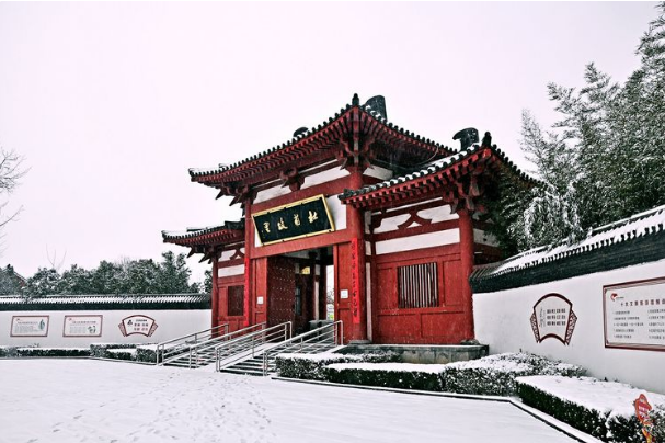巩义市隆重举行市旅游发展委员会揭牌仪式
