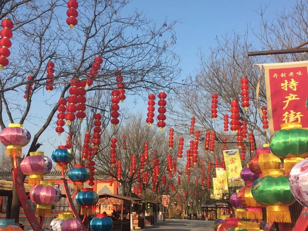 大红灯笼连连看 你要的年味都在这儿呢