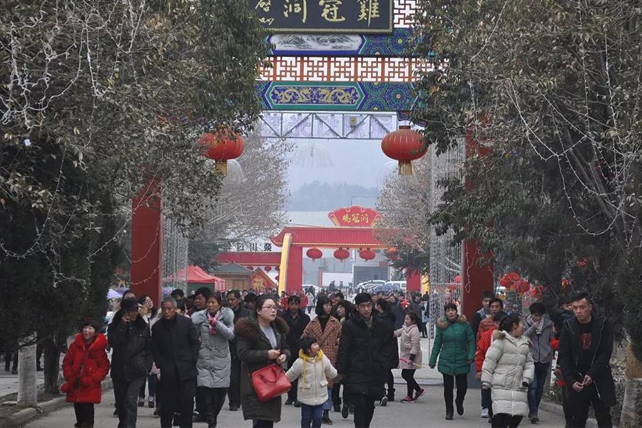 老家过大年,鸡冠洞里精彩嗨不停 老家过大年,鸡冠洞里精彩嗨不停