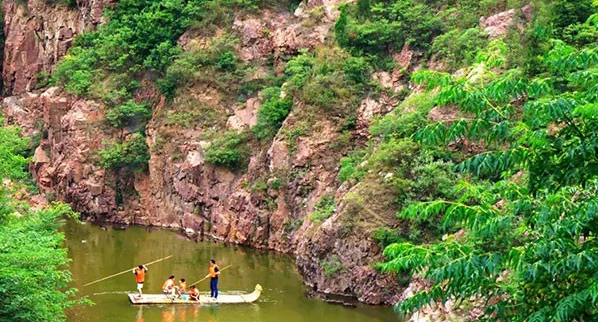 当缤纷山水邂逅浪漫春天 熊山踏青季给世界一个惊喜