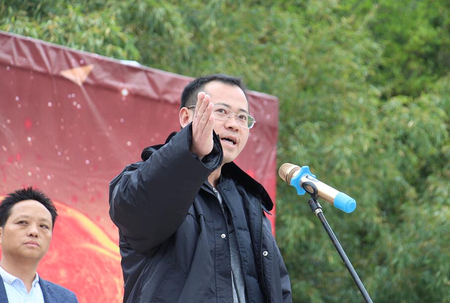 首届中原力量争霸赛在五朵山举行,等你来挑战 首届中原力量争霸赛在五朵山举行,等你来挑战