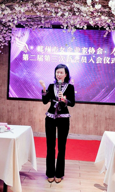 置身花的海洋 沐浴天使的洗礼
