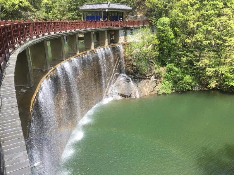 五月白云山春浅夏深 五月白云山春浅夏深