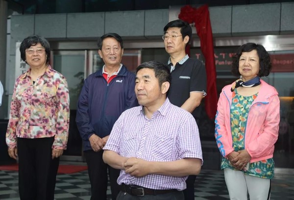 清华大学国家大学生文化素质教育基地落户老君山