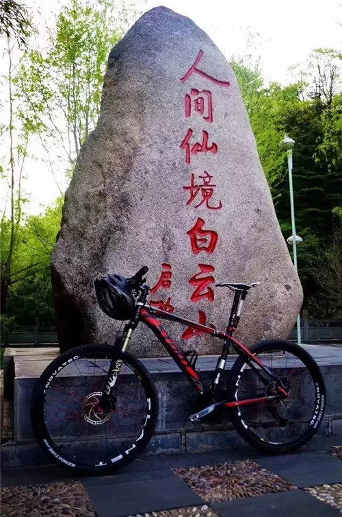 为爱骑行180公里,白云之巅浪漫告白 为爱骑行180公里,白云之巅浪漫告白