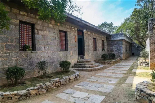 青天河知青村,带您重温激情燃烧的岁月 青天河知青村,带您重温激情燃烧的岁月