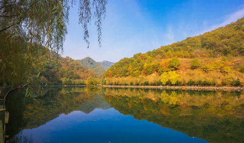 约惠金秋 住重渡沟免门票