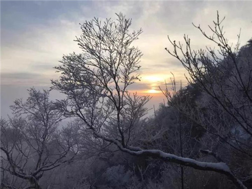 中原名山白云山：幽美，幻美，峻美，秀美