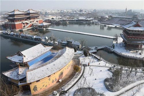 有一种美,是雪后初晴的清明上河园 有一种美,是雪后初晴的清明上河园
