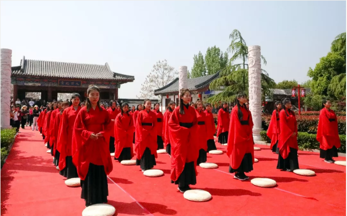 芒砀山成功举办2019春节新产品推介会！