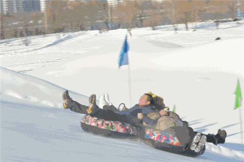 本周六西峡老界岭滑雪场免费嗨一天 有大波福利等着你