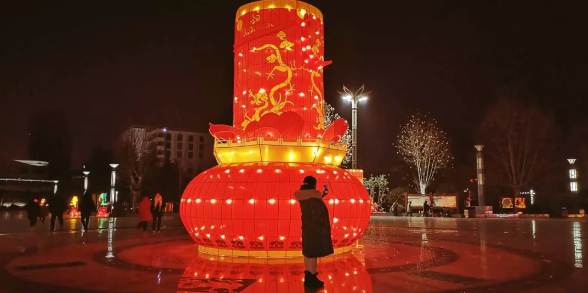 7天涌进20多万人！这个春节，栾川又火了一把...