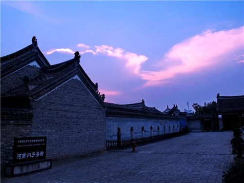 内乡县衙多彩的天空