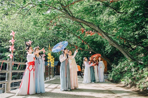 早春第一口鲜——老君山咬春宴等你来！