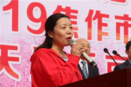 “青天河杯”第三届河南省全民徒步大会暨青天河万亩桃花赏花季启动仪式举行