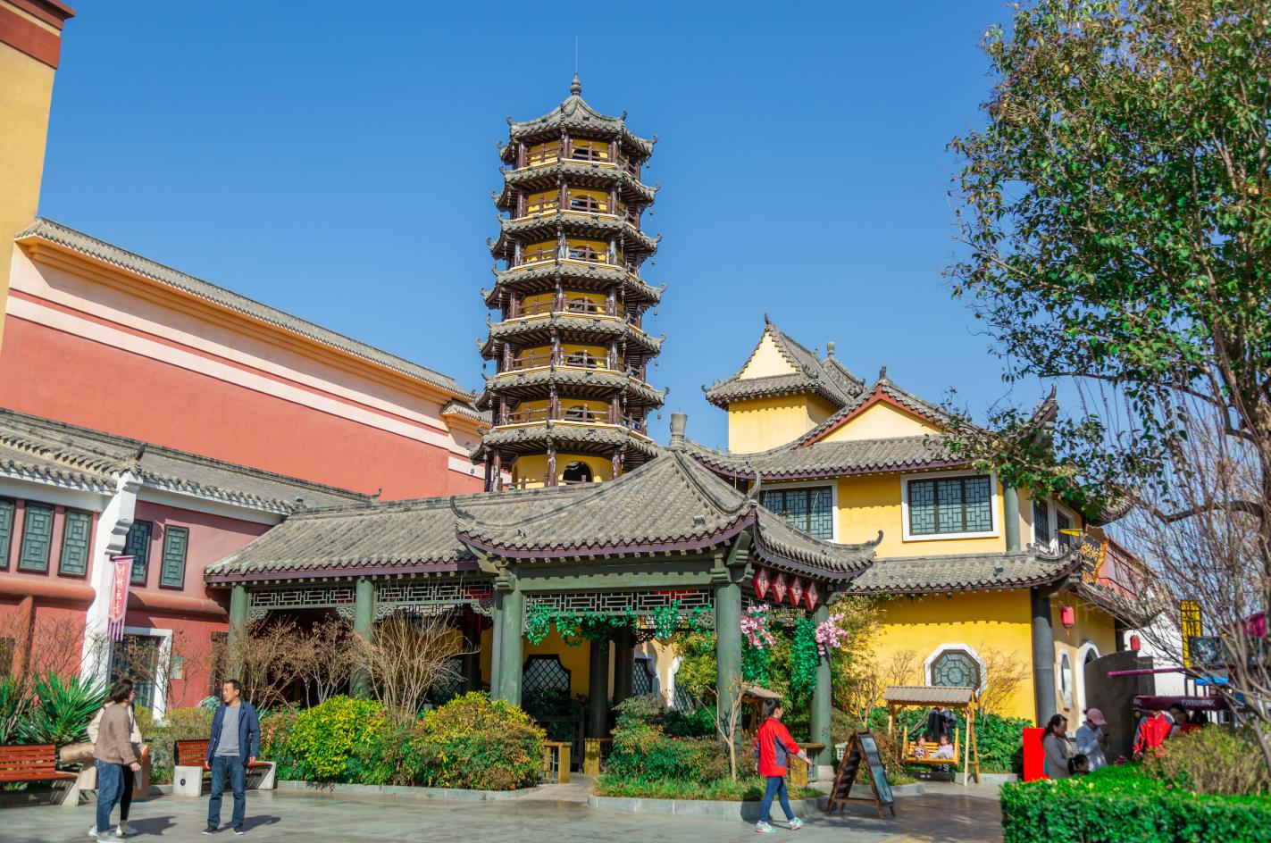 三月游方特 定格春日美好