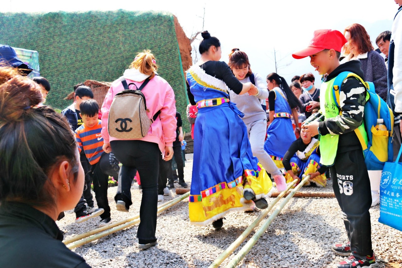 第二届大熊山踏青季开幕式圆满举行