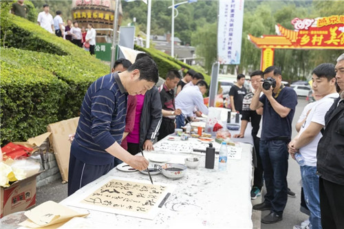 重渡沟风景区：十里竹香共狂欢，文旅融合万人共享竹子盛宴！