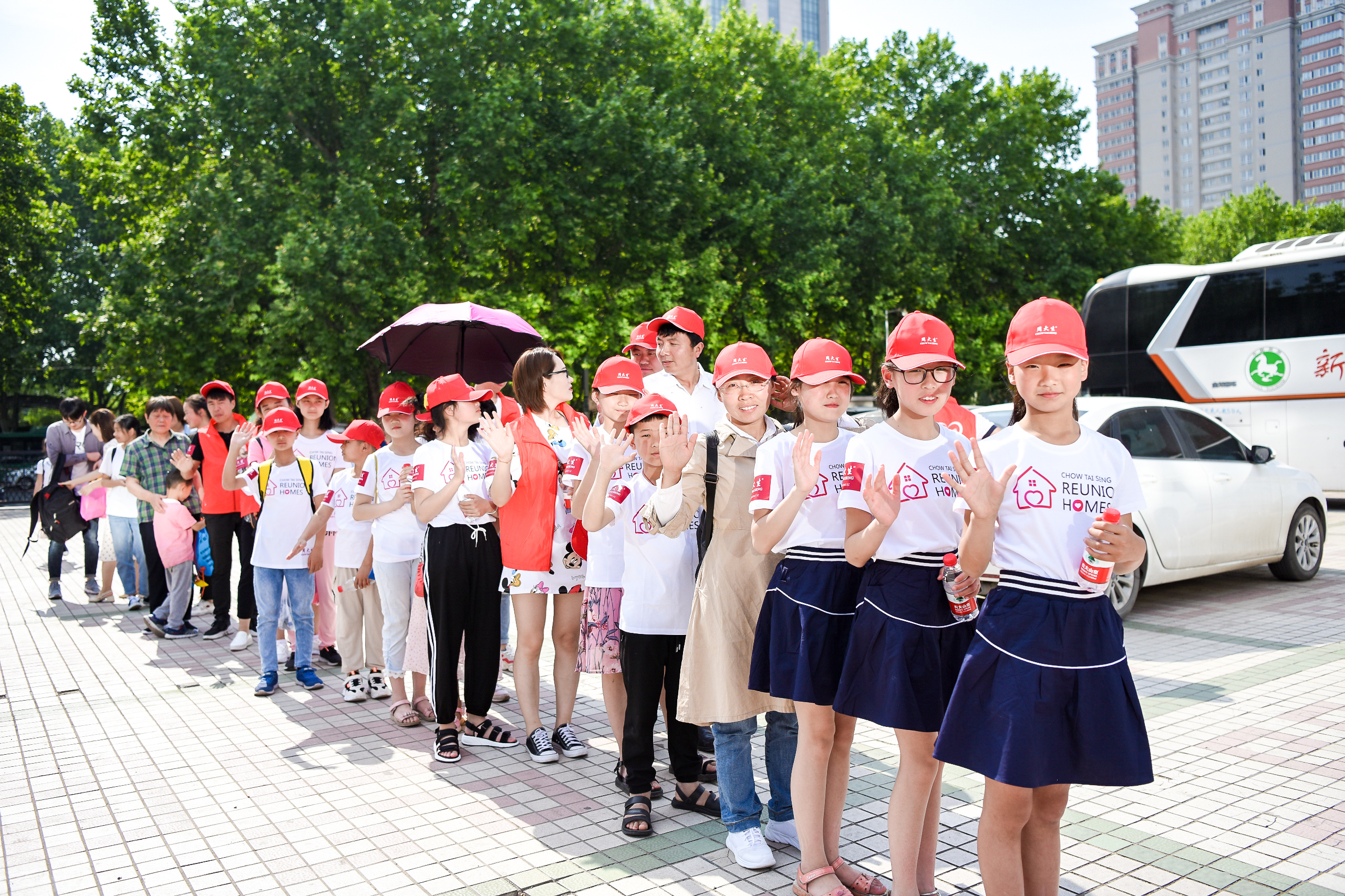 探索科技奥妙遨游海洋世界  25名留守儿童开启6.1希望之旅
