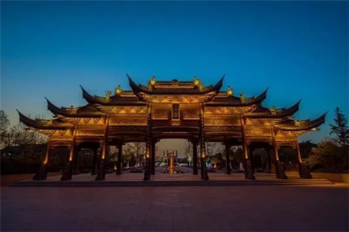 每天19：00之后 中原水乡·启封故园免费入园