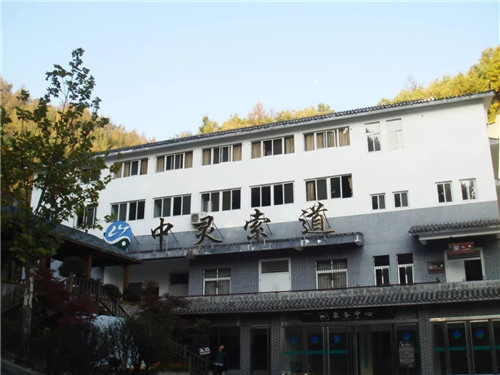 壮丽七十年 追梦老君山专题系列：建设中灵索道重点工程所创造的”老君山速度”