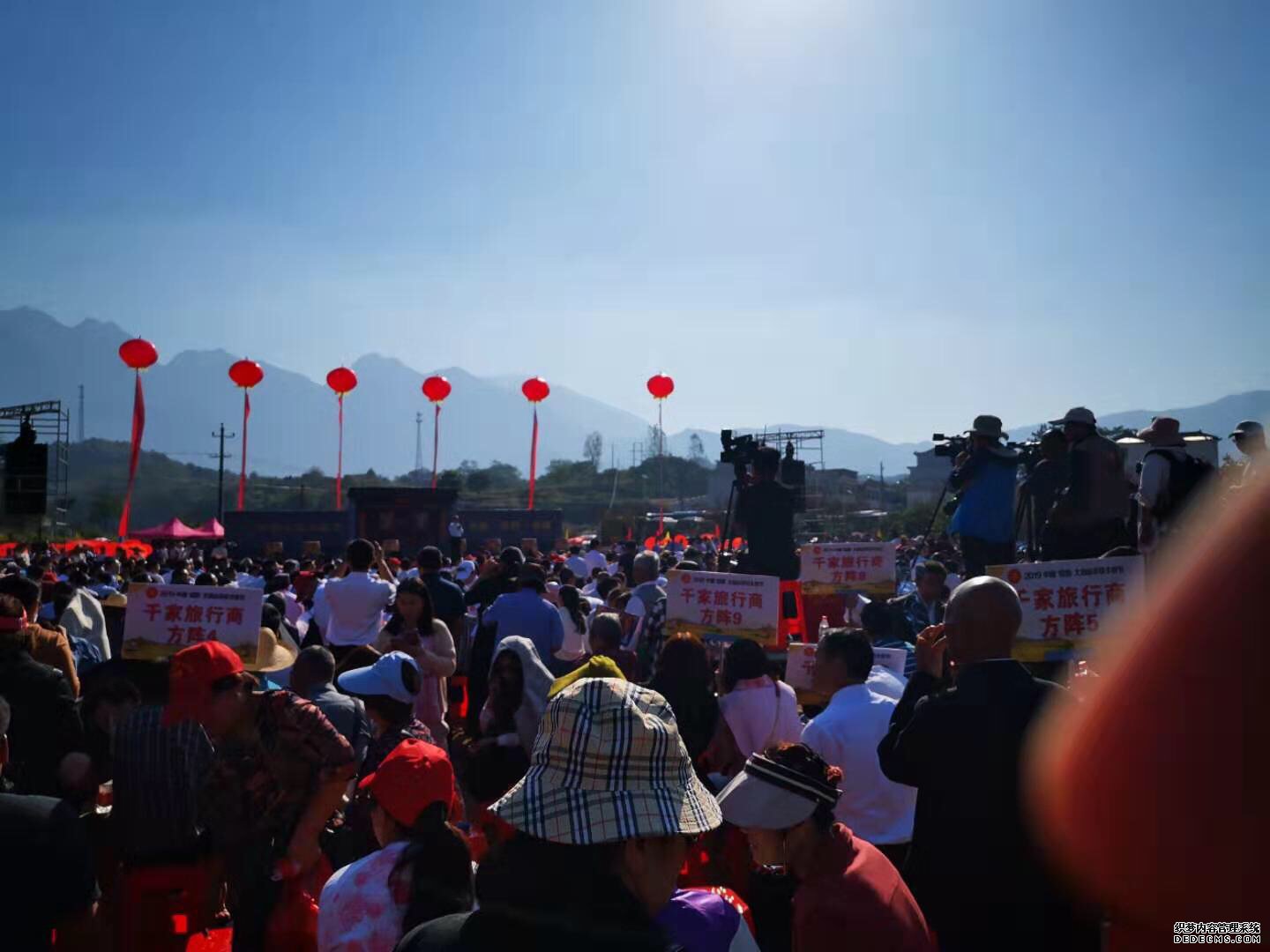河南省千家旅行商与相关媒体赴商城开展考察踩线活动
