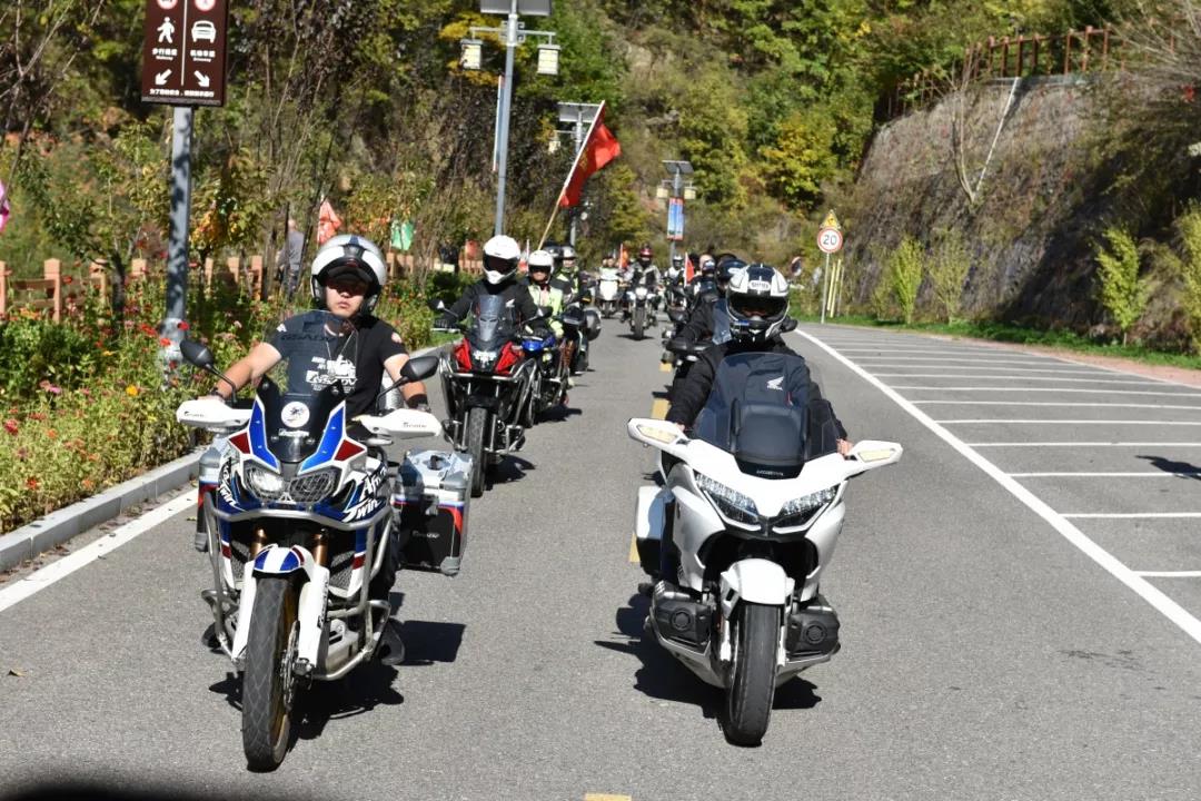 “我们的天河摩旅故事·金秋再聚天河”活动 4000余名摩友再聚天河！