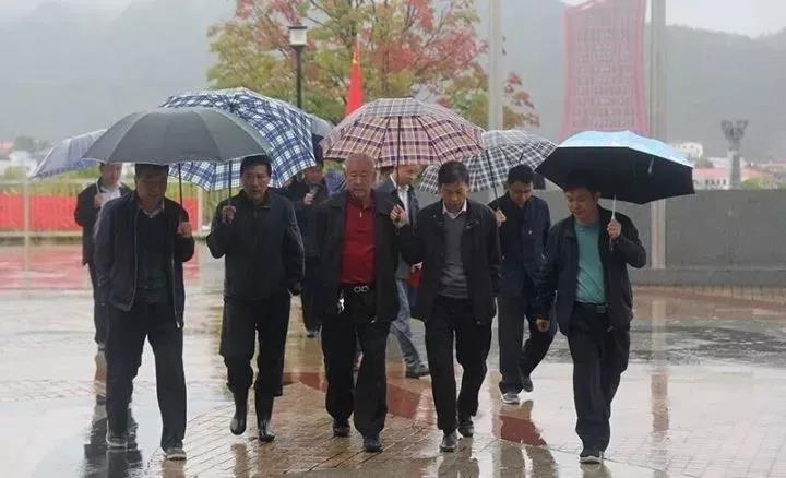 回顾历史，不忘初心，细数老君山那些年的十月记忆