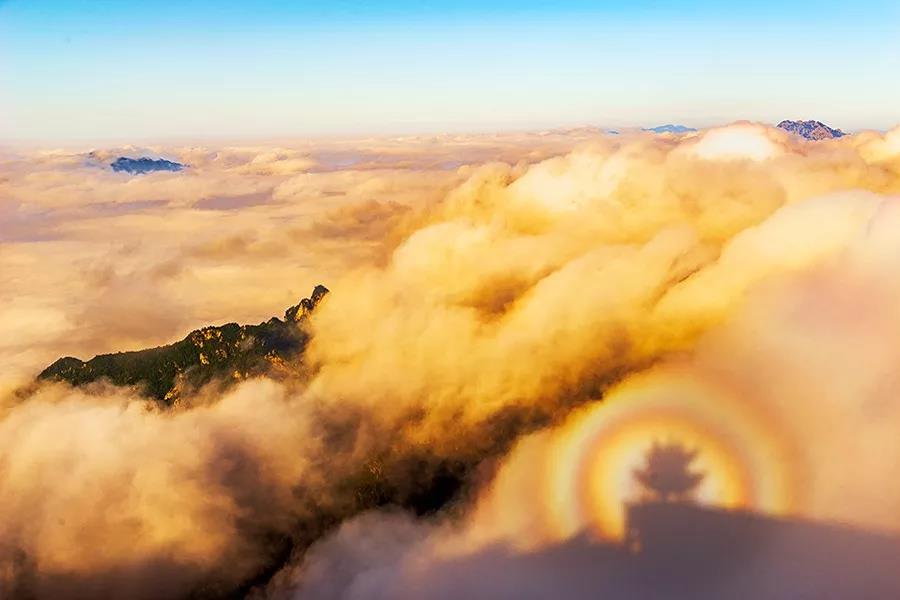 这是一篇关于你对白云山终极幻想的词